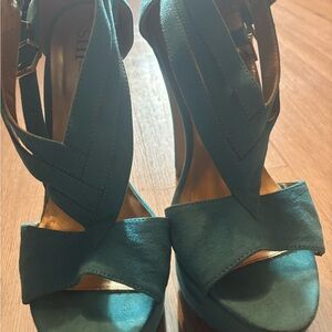 Stylish Blue Heeled Sandals